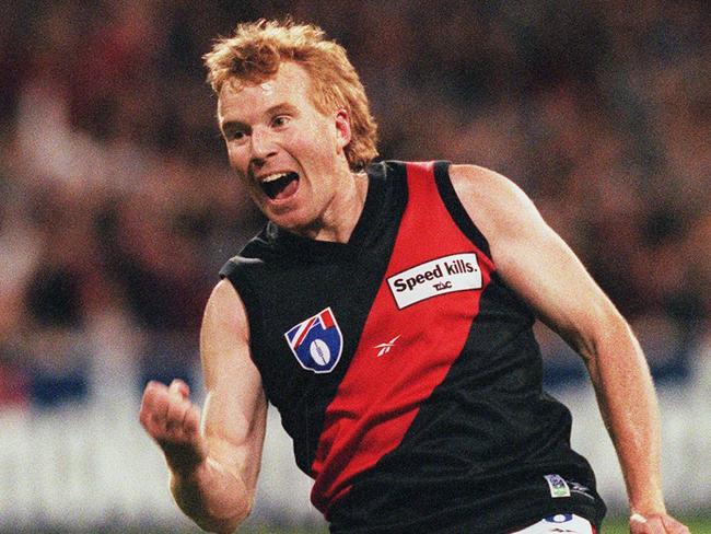 Footballer Darren Bewick. AFL football - Essendon vs North Melbourne Kangaroos match at the MCG 01 Apr 1999.