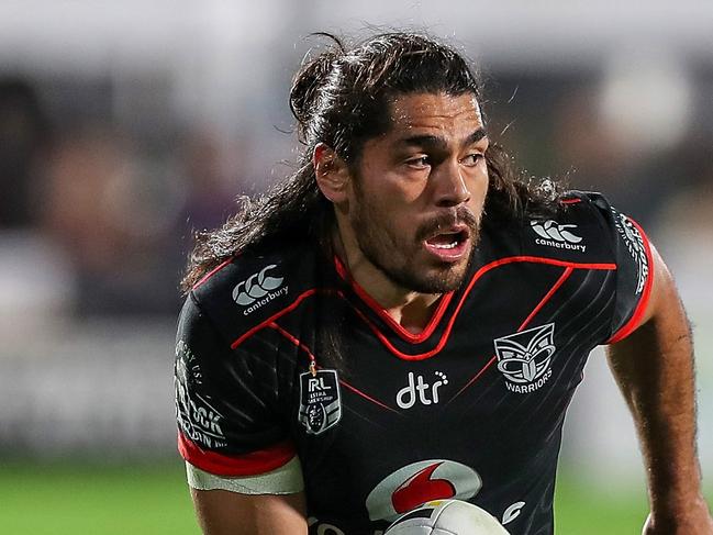 Tohu Harris of the Warriors runs with the ball during the Round 9 NRL match between the Warriors and the Wests Tigers at Mt Smart Stadium in Auckland, New Zealand, Saturday, May 5, 2018. (AAP Image/David Rowland) NO ARCHIVING, EDITORIAL USE ONLY