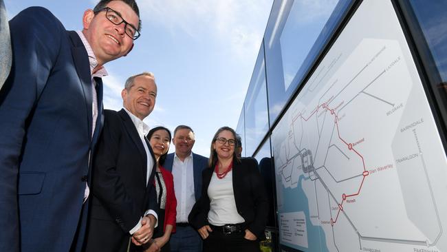 Bill Shorten, Victorian Premier Daniel Andrews along with Transport Minister Jacinta Allan and Anthony Albanese at the announcement for the Loop.