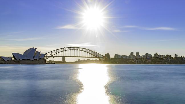 Comedian Tom Gleeson described the Opera House and Sydney Harbour as looking like a ‘vajazzled anus’.