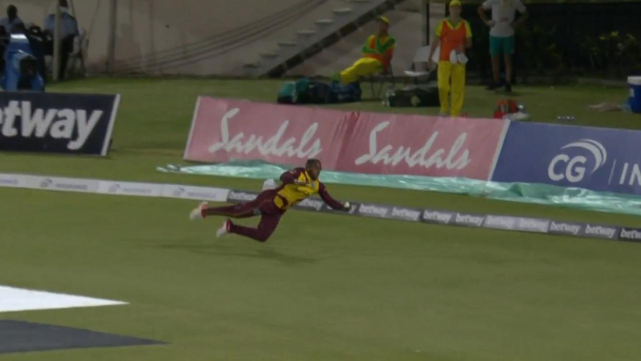 West Indes’ Fabian Allen has claimed one of the greatest catches of all-time to stun Aaron Finch in the fifth T20 against Australia.