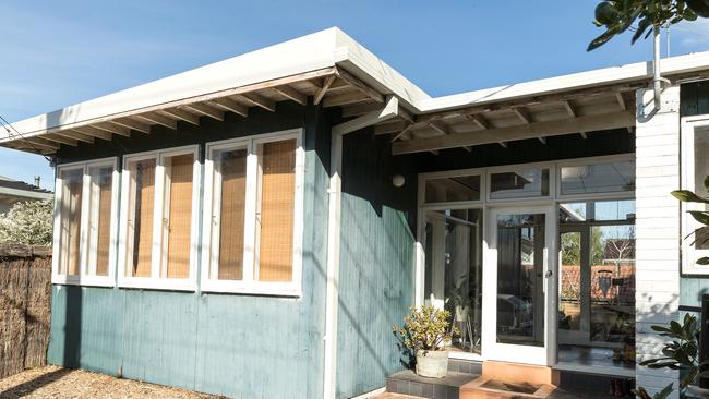 The overlay would have imposed tight restrictions on renovations to mid-century houses, such as this Eric Lyon house in Beaumaris.