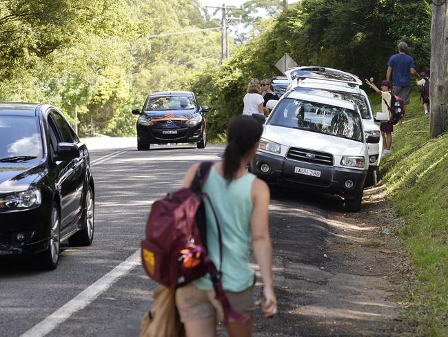 Holgate Public School staff and parents horrified at dangerous access ...