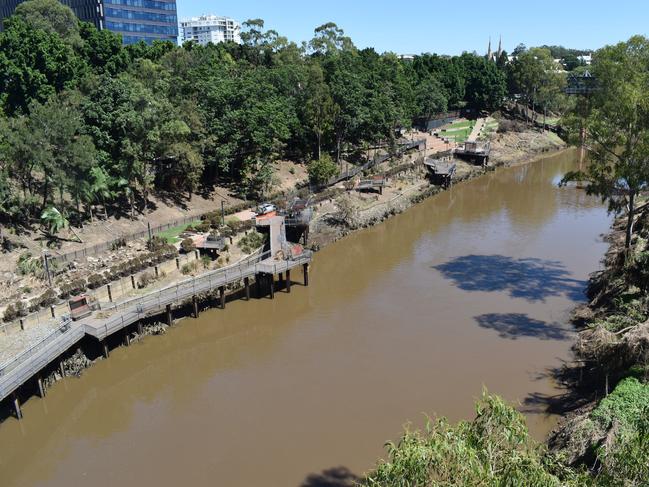 A water search is underway to locate a man who was last seen entering Bremer River at Ipswich early Tuesday morning. Picture: Jessica Baker