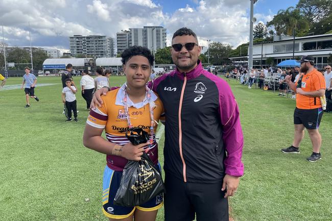 Mabel Park SHS weapon Noah Pulu, the BBOB Trophy man of the match, alongside former Broncos international Jharal Yow Yeh.