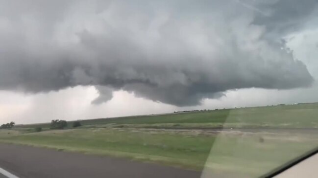 Ominous Clouds Hover Over Kansas During Tornado-Warned Storm | news.com ...