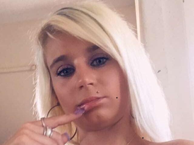 Jessica Hollins, 25, of Noraville, pleaded guilty to robbery in company and breaking and entering after agreeing to spend a night with the victim for $500. Picture: Facebook