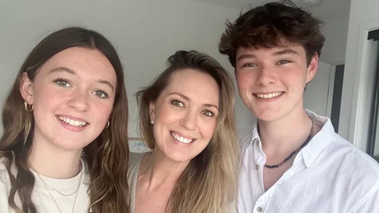 Sunshine Coast makeup artist Natalie Hunter with her teenager children. Picture - contributed.