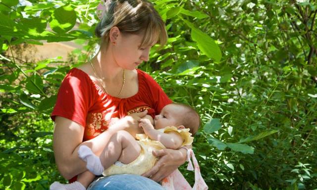 How to take care of you while breastfeeding