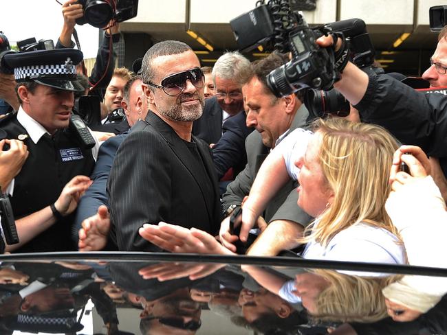 ‘George Michael’s Snappy Snaps crash Range Rover’ put up for sale on ...