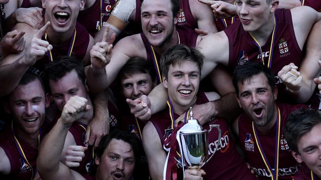 PAOC celebrates its 2023 flag. Glenunga will clash with the reigning premier this weekend. Picture: Ann Marie O'Connor