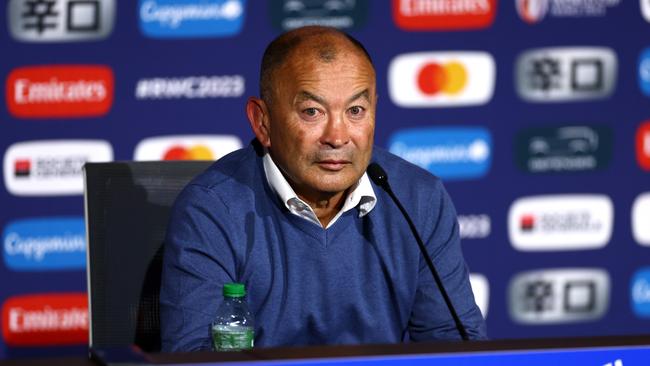 Eddie Jones speaks to the media in the post match press conference. Photo by Chris Hyde/Getty Images.