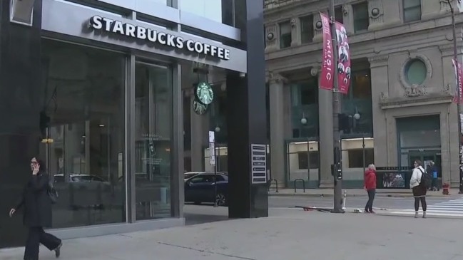 2 Hospitalized After Stabbing At Chicago Starbucks | The Cairns Post