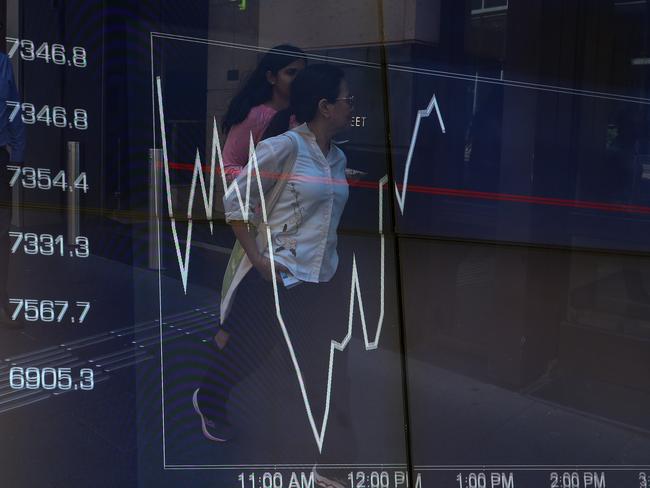 SYDNEY, AUSTRALIA - Newswire Photos: FEBRUARY 20 2022:A general view of people walking past the ASX in Sydney's West. Picture: NCA Newswire Gaye Gerard