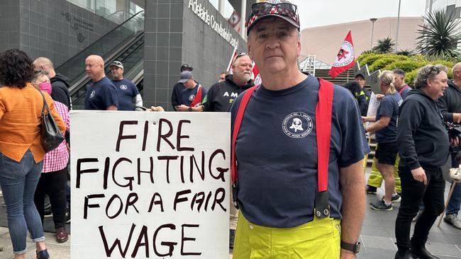 Kevin Ryan has been with the SA Metropolitan Fire Service for 36 years. Picture: Lauren Thomas-Nehmy