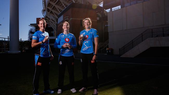 Strikers players Megan Schutt, Amanda-Jade Wellington and Tahlia McGrath at Adelaide Oval. Picture MATT TURNER.