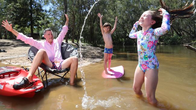 Wangaratta Mayor Dean Rees is leading a campaign to lure city slickers to the country. Pictured here with his kids Oliver, 5, and Lexi, 9. Picture: Alex Coppel.