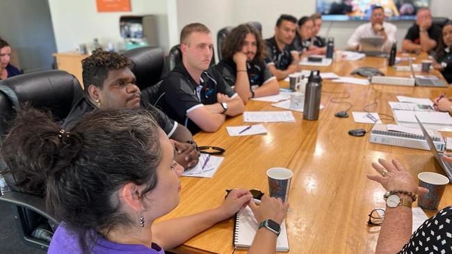 Education Minister Eva Lawler and Youth Minister Lauren Moss meet with members of the 2022 Youth Roundtable in Alice Springs.