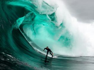 Stunning surf snap is making waves
