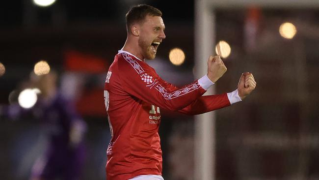 Lars Kinnander celebrates Melbourne Knights’ victory. Picture: Robert Cianflone