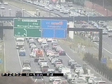 VicRoads warned drivers about delays in both directions after a truck crash on EastLink in Rowville. Credit: VicRoads