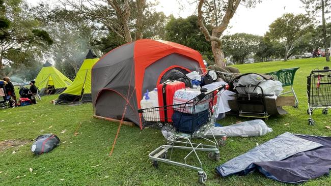 Long term homeless are packing up their belongings and moving from Carey Park at Southport after being given final warnings from the Gold Coast City Council.