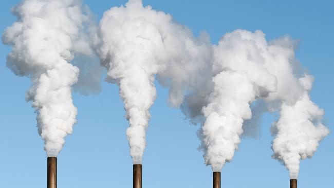 Discounts on electricity supply and usage charges can be more than 40 per cent.