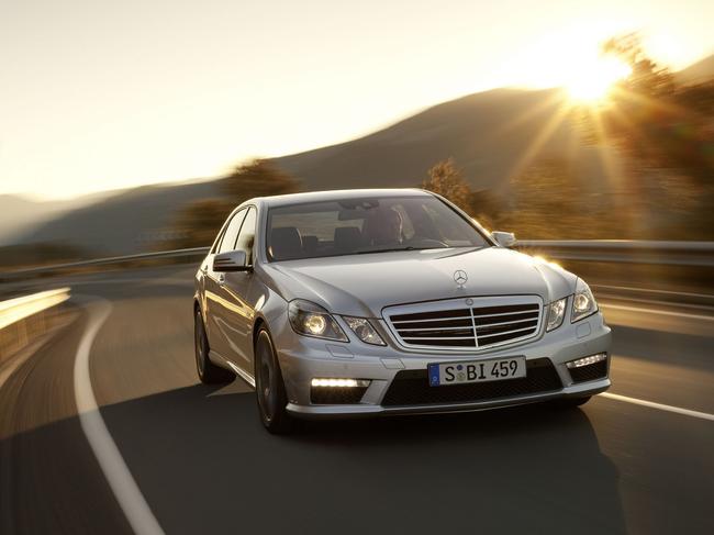 Carsguide 3854m Mercedes-Benz E 63 AMG 2009