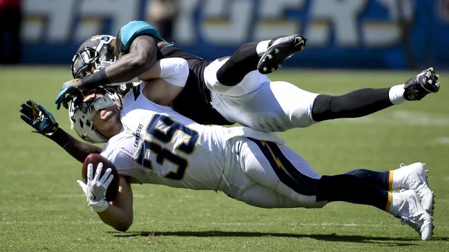 San Diego Chargers running back Danny Woodhead left the game with a serious knee injury.