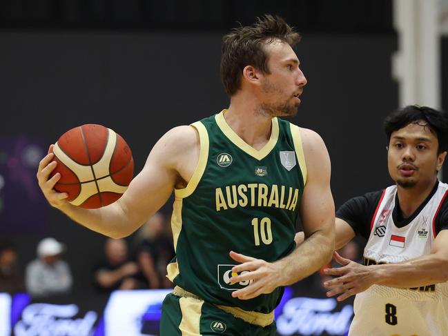 Mitch McCarron looks to pass the ball for the Boomers. Picture: Getty Images