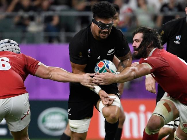 New Zealand back rower Ardie Savea became the first player to wear goggles at a Rugby World Cup when he came on as a second half substitute. Picture: AFP