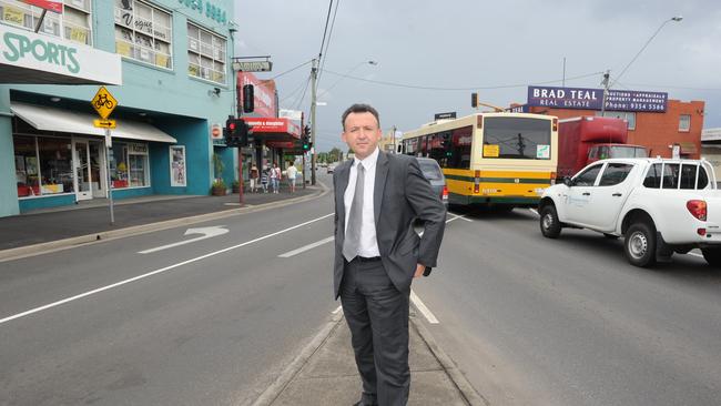 Independent Merri-Bek councillor Oscar Yildez.