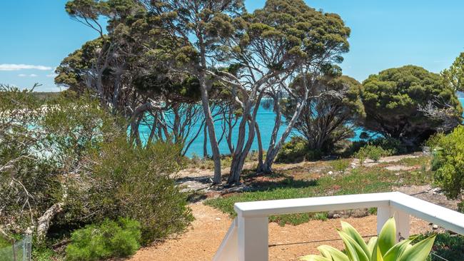 Rocky Point, Kangaroo Island.