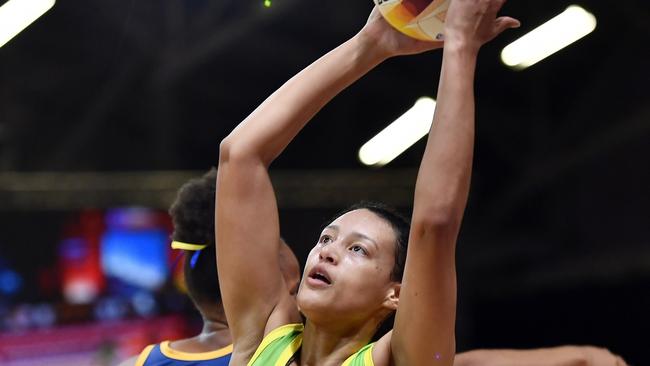 Capital Darters shooter Nalani Makunde in action for Zimbabwe against Barbados at the recent Netball World Cup in South Africa. Photo: Getty Images