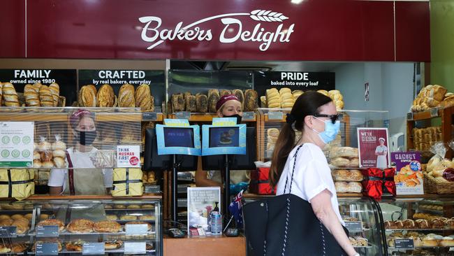 Aussies turn on iconic bakery