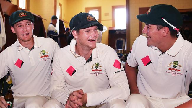 Australian captain Steve Smith with his Peter Handscomb and Matt Renshaw after the SCG Test last summer.