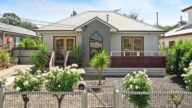 26 Heather St, Hamlyn Heights, sold after auction. It was passed in on a $480,000 vendor bid on Saturday.