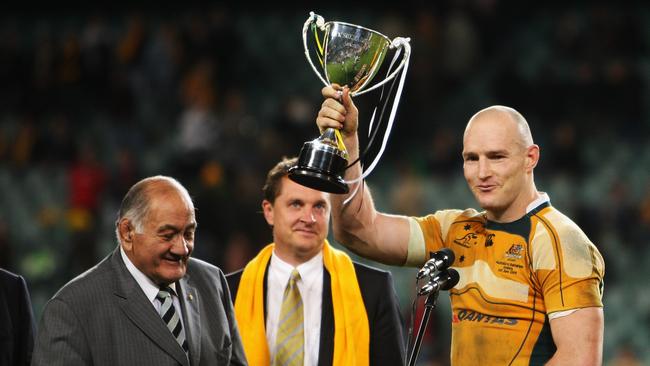 Stirling Mortlock, a former Lindfield rugby junior, lifts the trophy after the Nick Shehadie Cup match between the Australian Wallabies and the Barbarians at Sydney Football Stadium in 2009. Pic: Mark Kolbe/Getty Images.