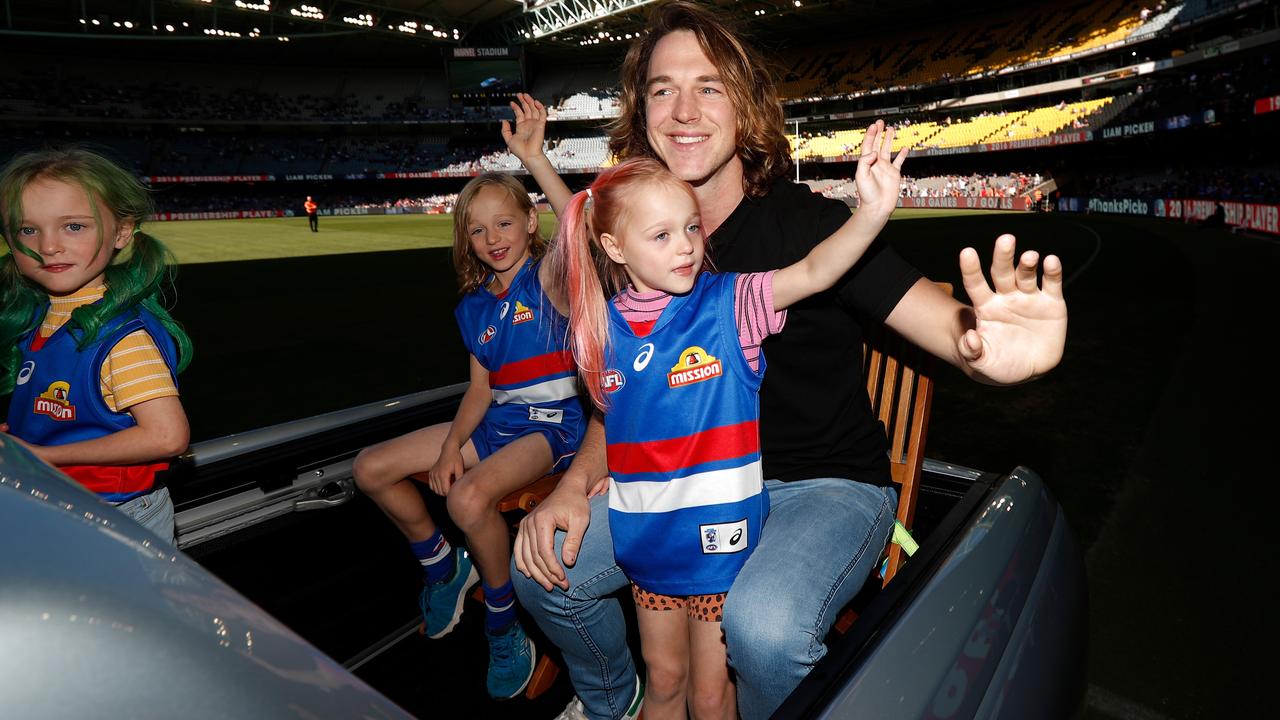 Liam Picken farewells the Western Bulldogs fans. Picture: Getty Images 