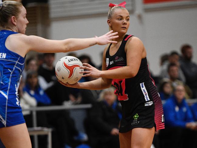 Tenille Gray has been an excellent addition. Pic: On the Ball Media/Netball SA.