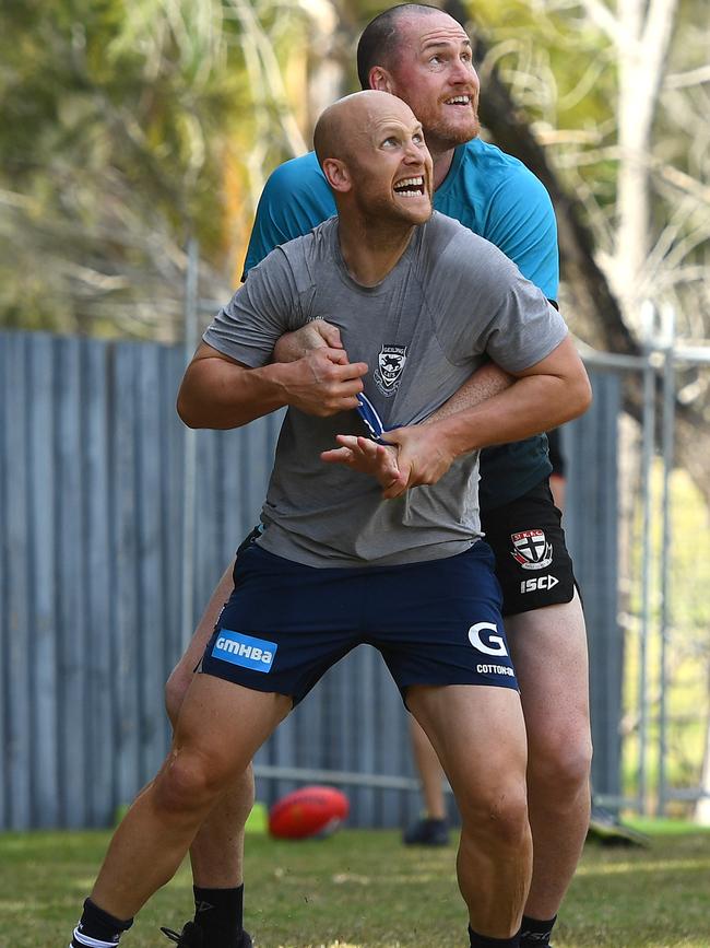 Gary Ablett and Jarryd Roughead fought it out in an entertaining training session inside the Gold Coast mini hub. Picture: Getty Images