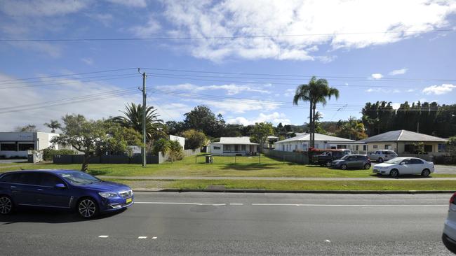 The site of a proposed 24-hour Mobil petrol station on 178-80 Pacific Highway, Coffs Harbour. The DA is due to be discussed at an upcoming Coffs Harbour City Council meeting on May 27. Photo: Tim Jarrett