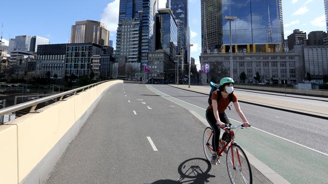 Melbourne businesses are struggling under the lockdown. Picture: NCA NewsWire/David Geraghty