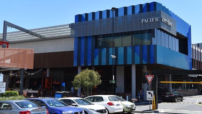 “Swarming” thieves targeted a clothing store at Pacific Werribee shopping centre over the weekend. Picture: Josie Hayden