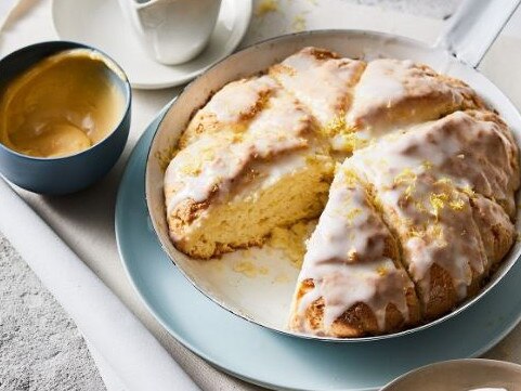 Lemonade drizzle scones with lemon curd