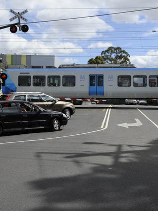 Removal Of Blackburn Level Crossing Still At Top Priority Herald Sun