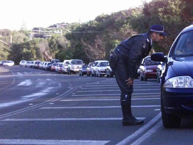 Police were called in to manage the influx of people hoping to celebrate the landmark 1999 New Year’s Eve at Sorrento. Picture: Craig Hughes