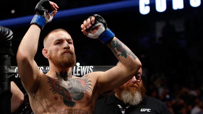 Joe Rogan says Conor McGregor is the best UFC Featherweight of all