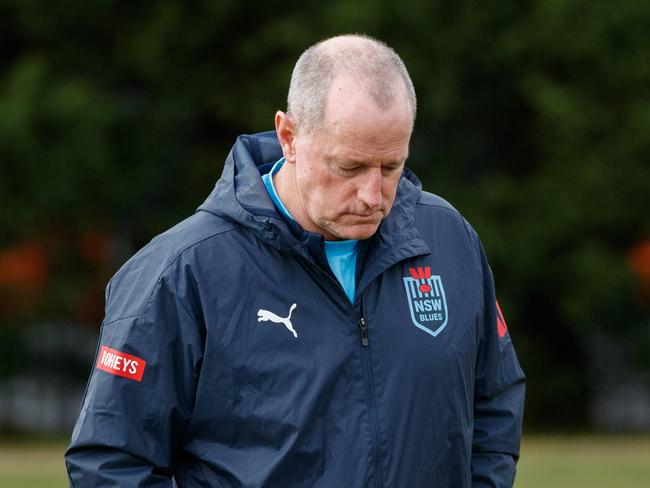 WEEKEND TELEGRAPHS. CHECK WITH PIC EDITOR JEFF DARMANIN BEFORE USE. Coach Michael Maguire at NSW Westpac Blues origin squad training, at Blue Mountains Grammar School in Wentworth Falls. Saturday 13/07/2024. Picture by Max Mason-Hubers