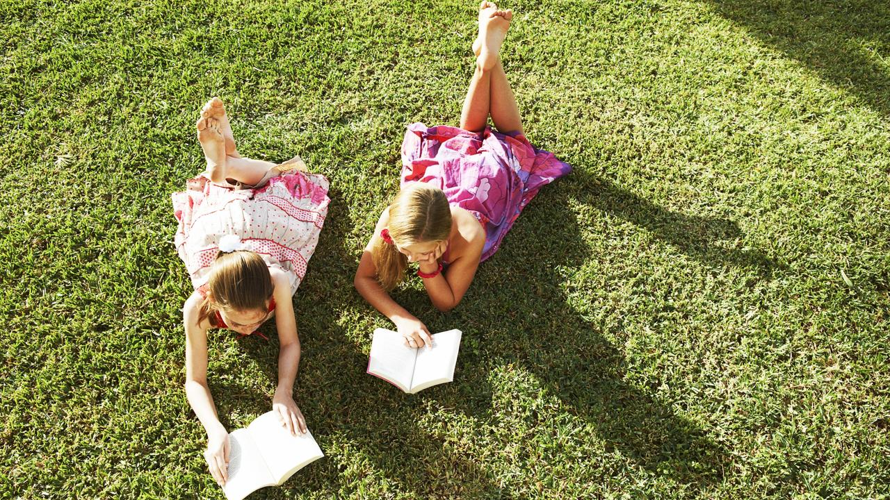 The 2021 Australian Reading Hour as part of Australia Reads is Tuesday 14 September. Grab a book to read to yourself or someone else – and check out this week’s virtual events for kids.